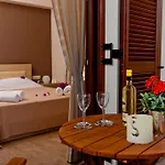 Apartahotel Calm View 3*