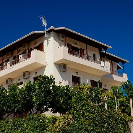 Apartmanhotel Calm View 3*